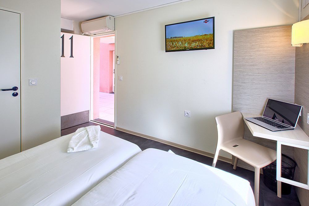 Hotel Formule Club Сенон Екстериор снимка