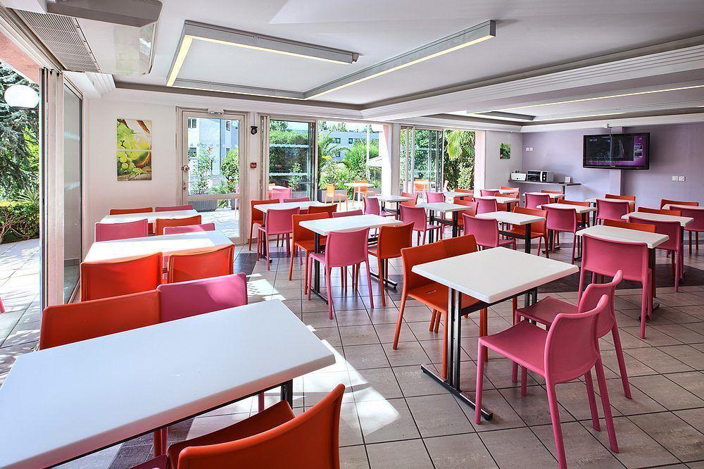 Hotel Formule Club Сенон Екстериор снимка